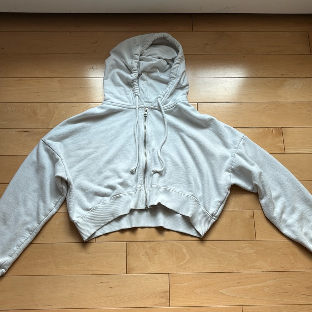 White Cropped Zip Up